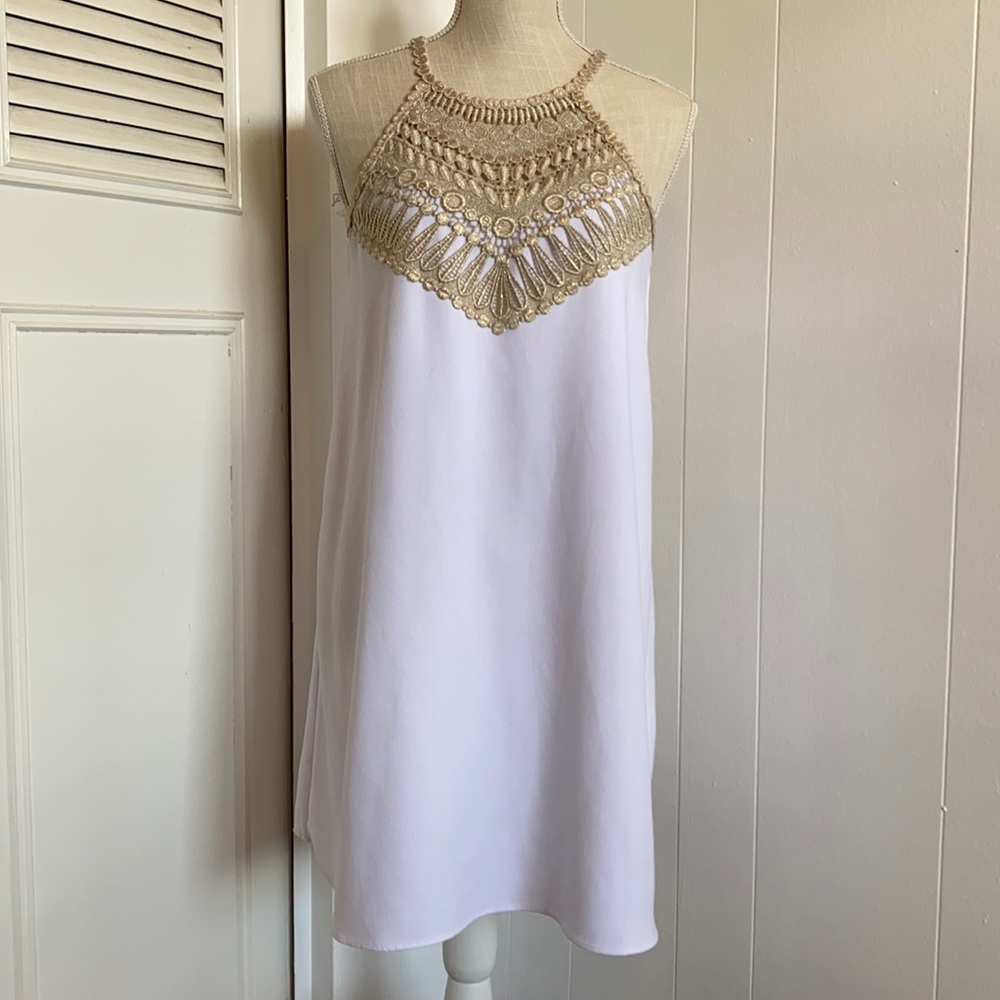 White and Gold Lilly Pulitzer dress. Size 0. Worn once.